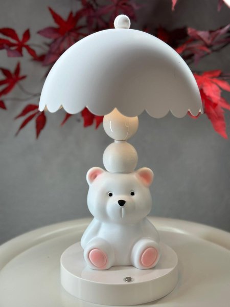 تيبل لامب دب أبيض